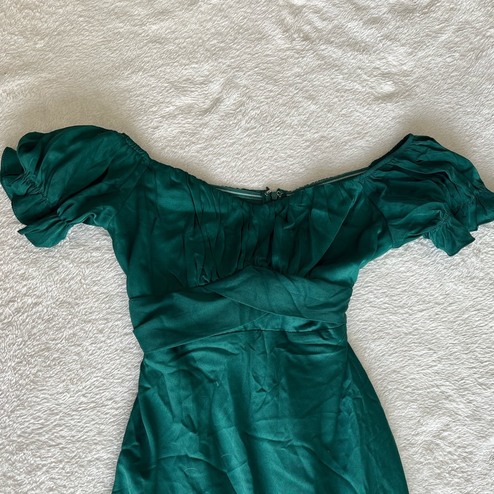 NWT Hello Molly Midi Dress